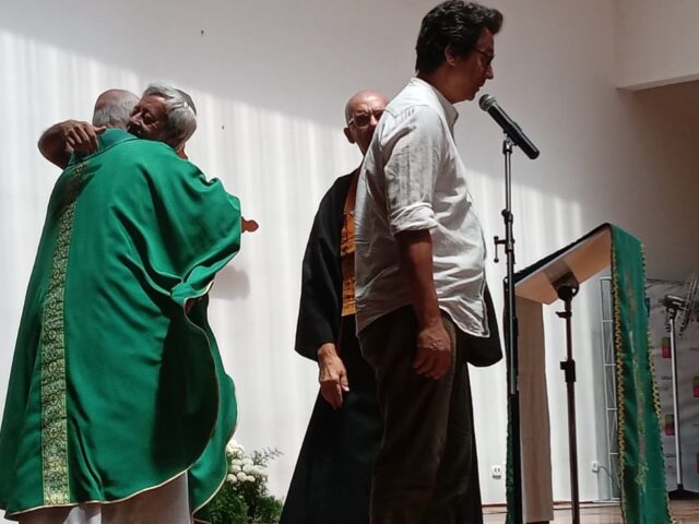 Apoio da Comunidade ao Padre Julio Lancellotti - Missa 10h - 11/02/2024 - Pastor Eliel Batista - Frente Dom Paulo