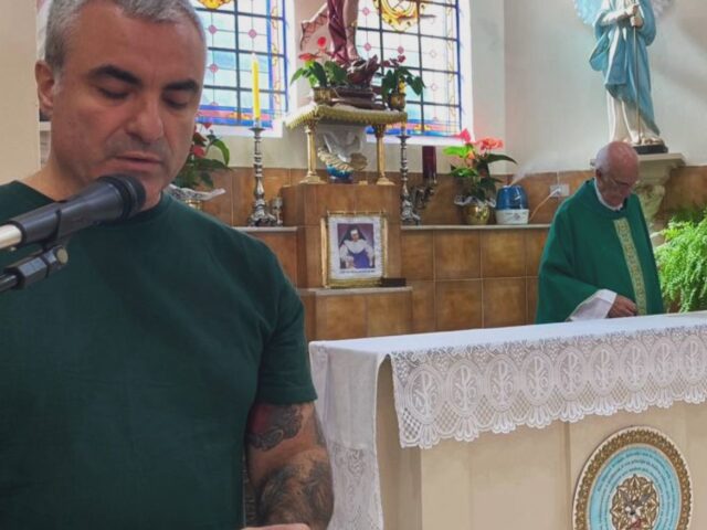 Apoio da Comunidade ao Padre Julio Lancellotti - Missa 7h30 - 11/02/2024
